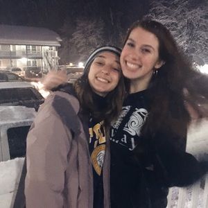 Meet your Posher, Zoë